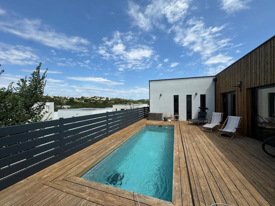 Luxury Villa With Pool And View Juvignac Exteriér fotografie